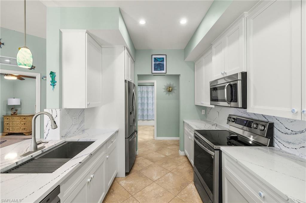 CREEKSIDE PRESERVE - Residential