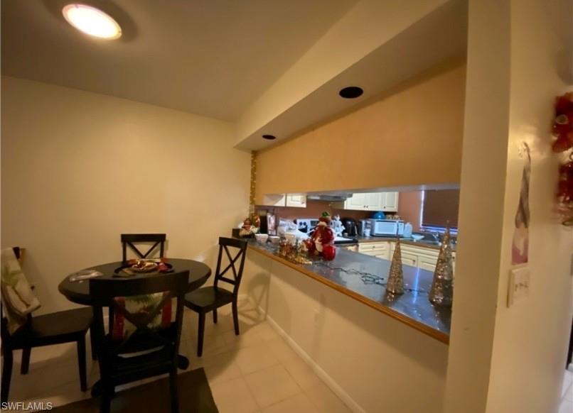 CORAL CAY CONDO - Residential Lease