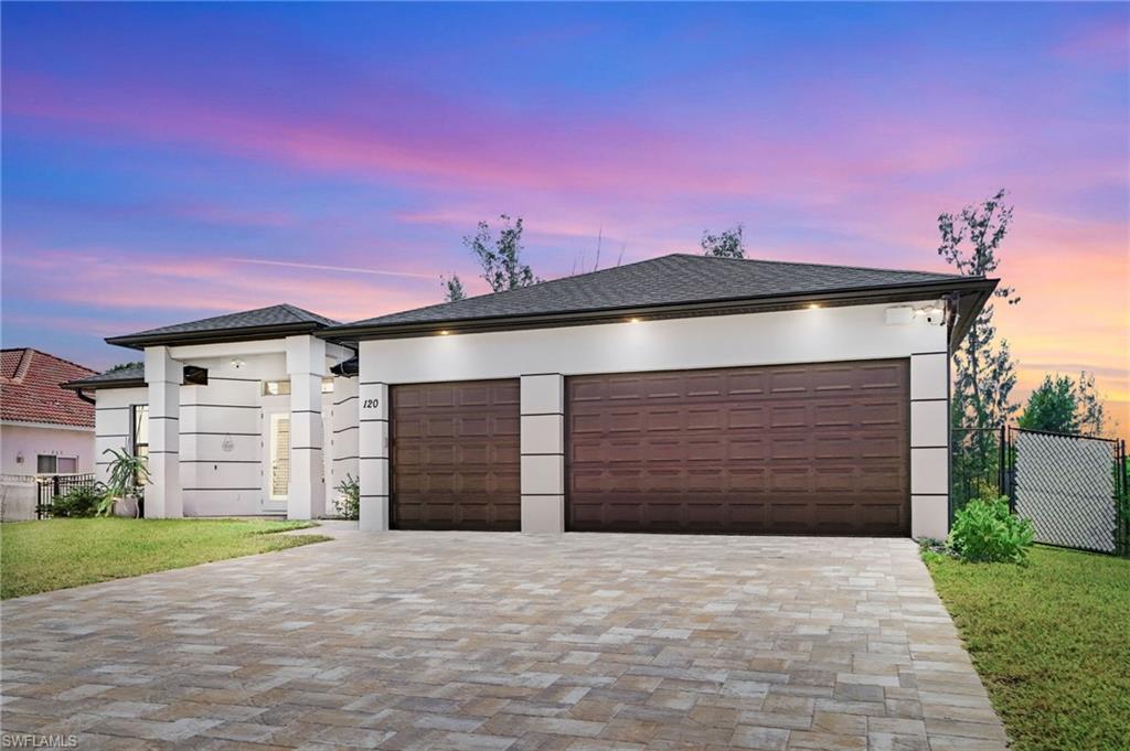 CAPE CORAL - Residential