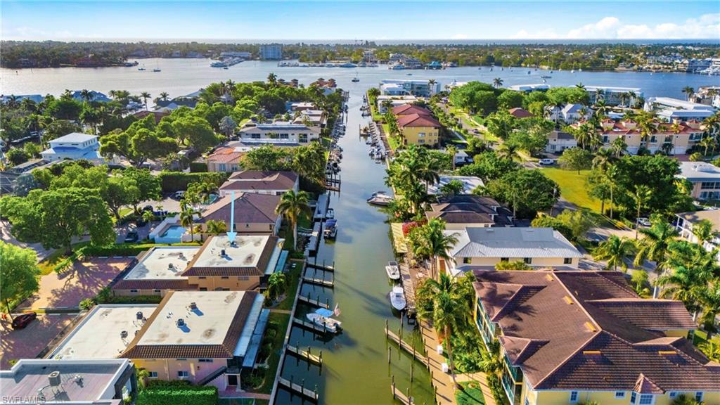 CHESAPEAKE LANDINGS - Residential