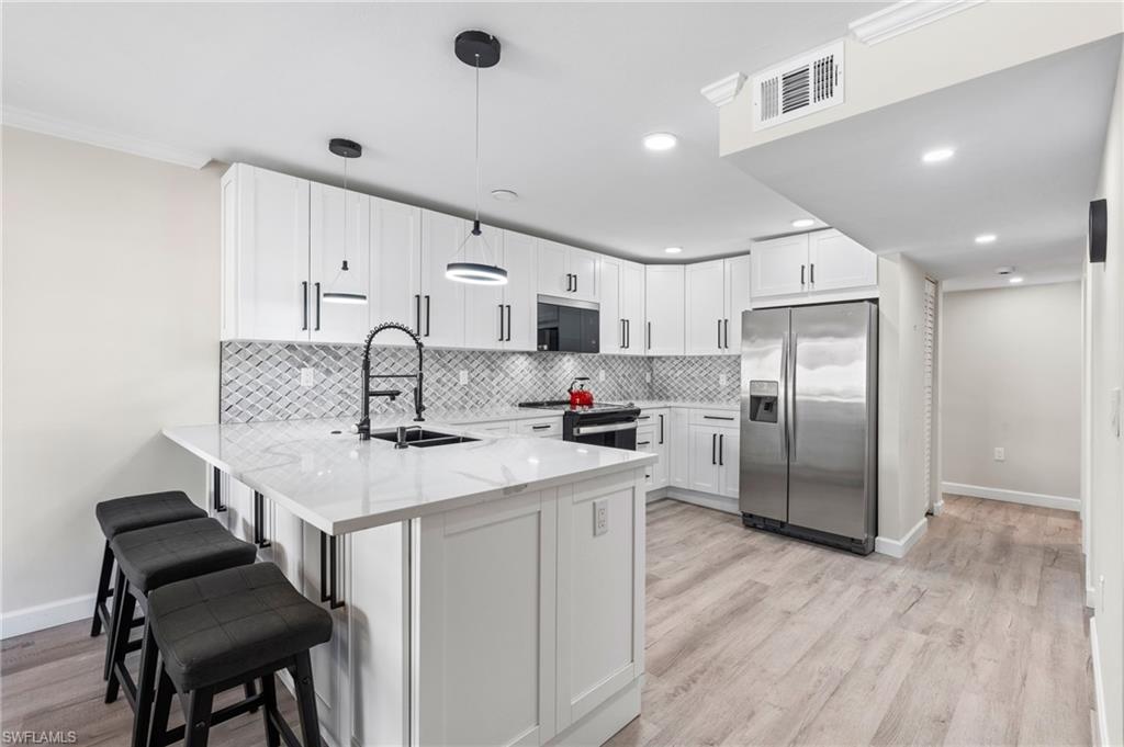 CHESAPEAKE LANDINGS - Residential