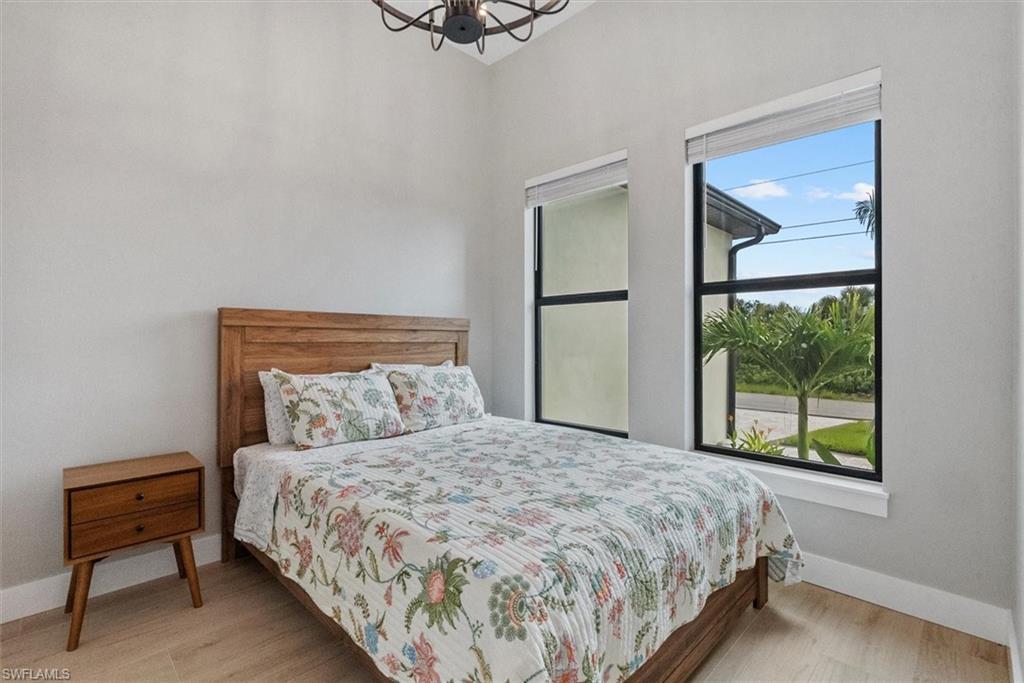 SOUTH GULF COVE - Residential