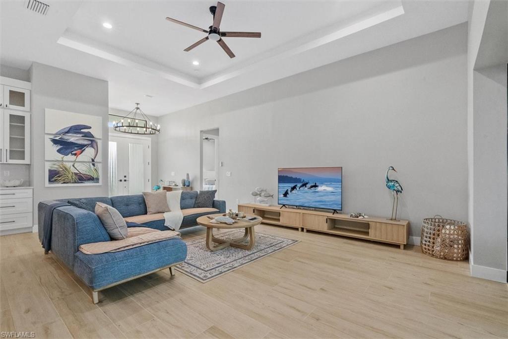 SOUTH GULF COVE - Residential