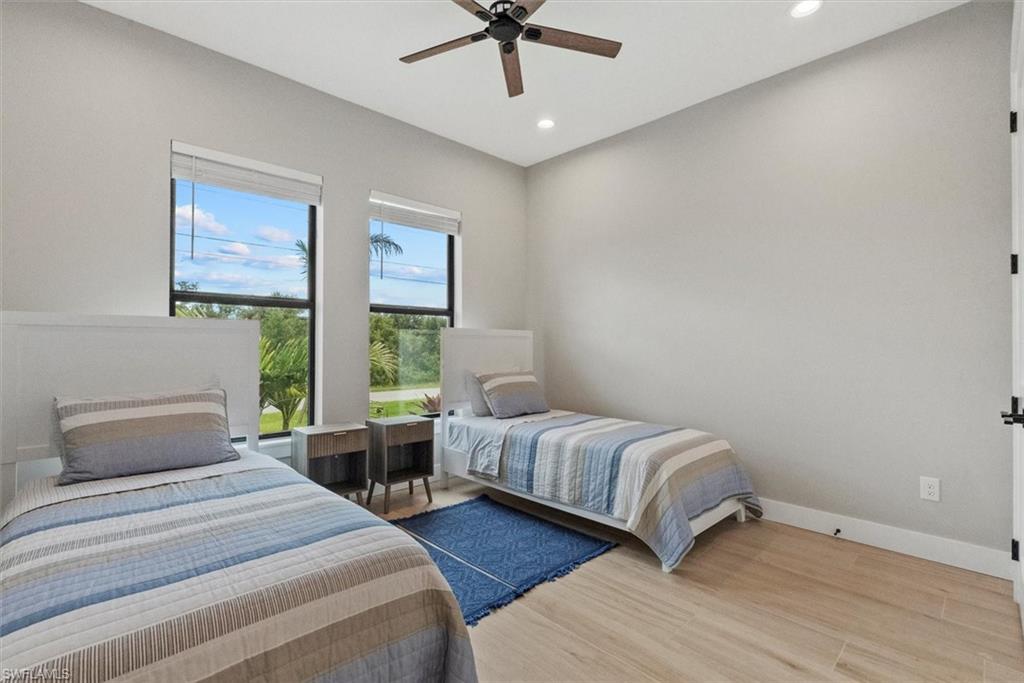 SOUTH GULF COVE - Residential