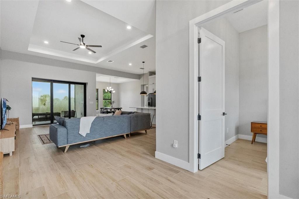 SOUTH GULF COVE - Residential