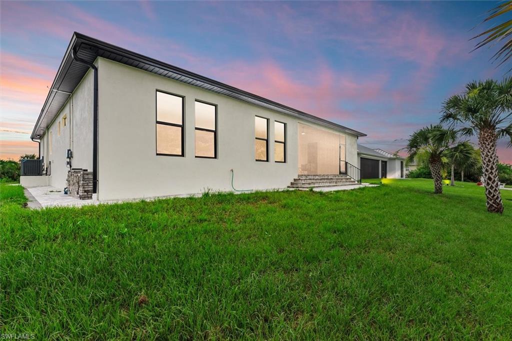 SOUTH GULF COVE - Residential