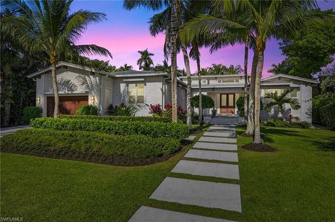 185 North Lake DR NAPLES FL 34102