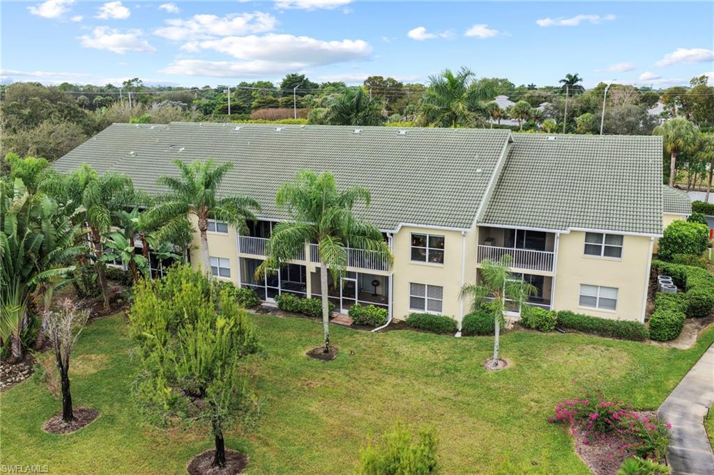 WORLD TENNIS CENTER - Residential Lease