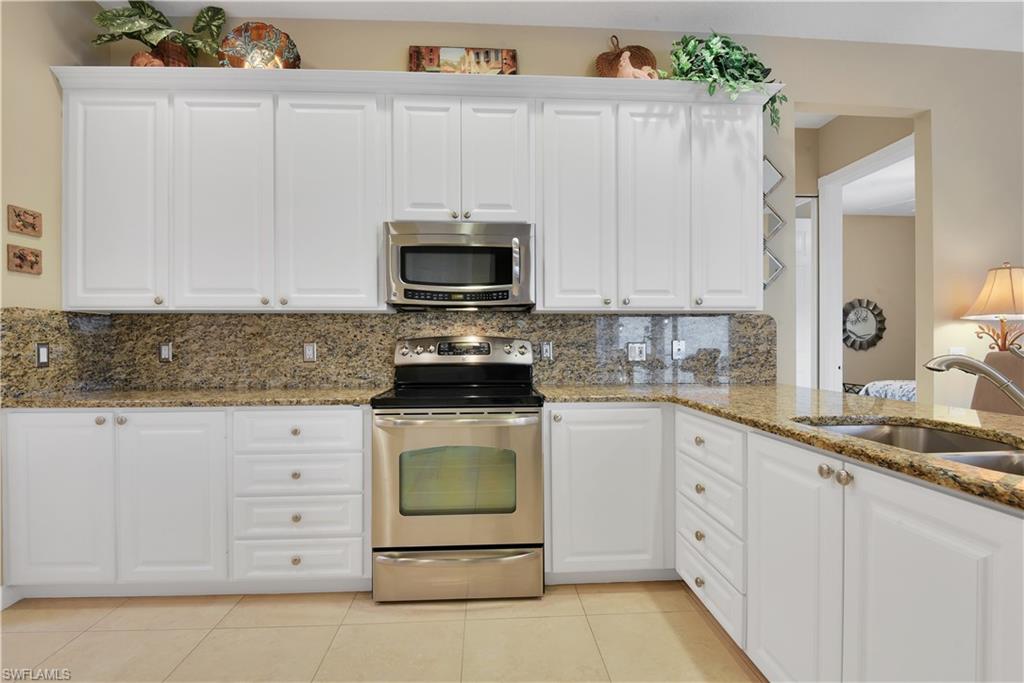 VILLAGE WALK - Residential