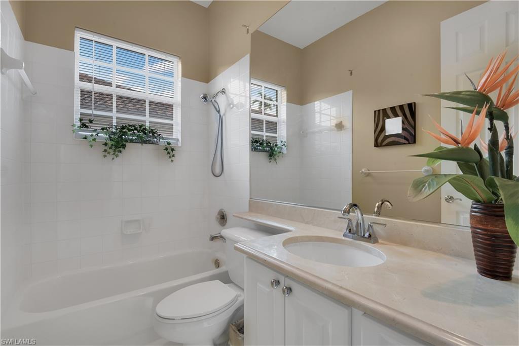 VILLAGE WALK - Residential