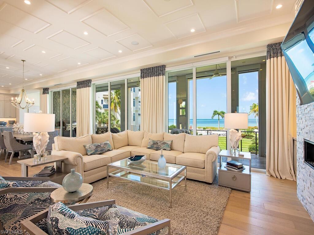 BAREFOOT BEACH - Residential