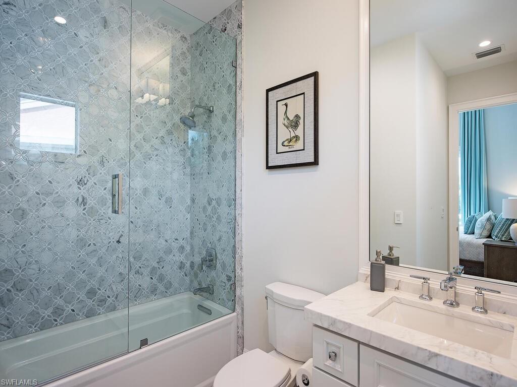 BAREFOOT BEACH - Residential