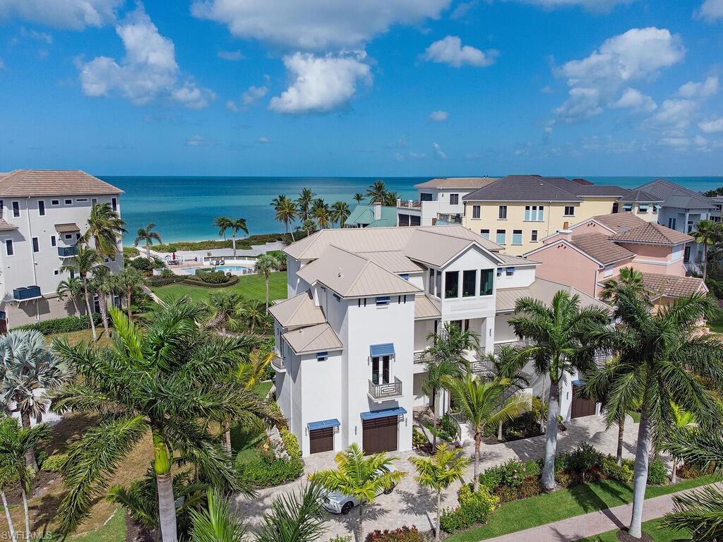 BAREFOOT BEACH - Residential