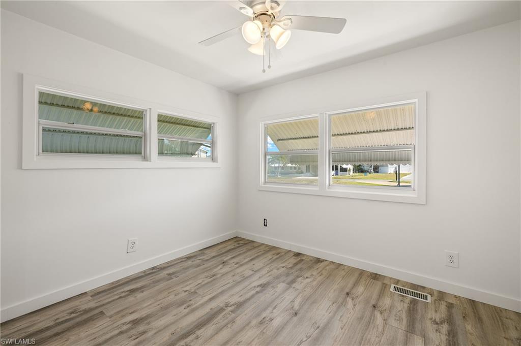 THUNDERBIRD MOBILE HOMES - Residential