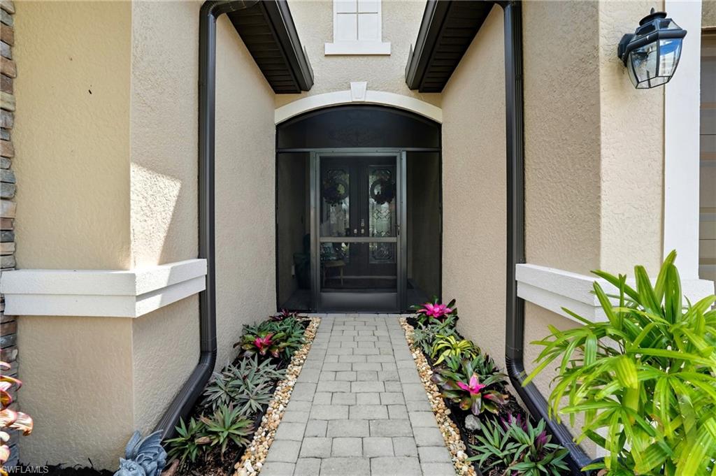 PORTICO - Residential