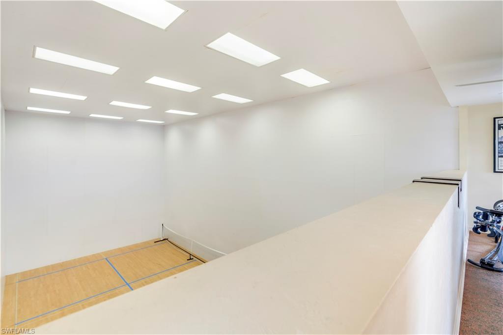 WHISKEY CREEK - Residential