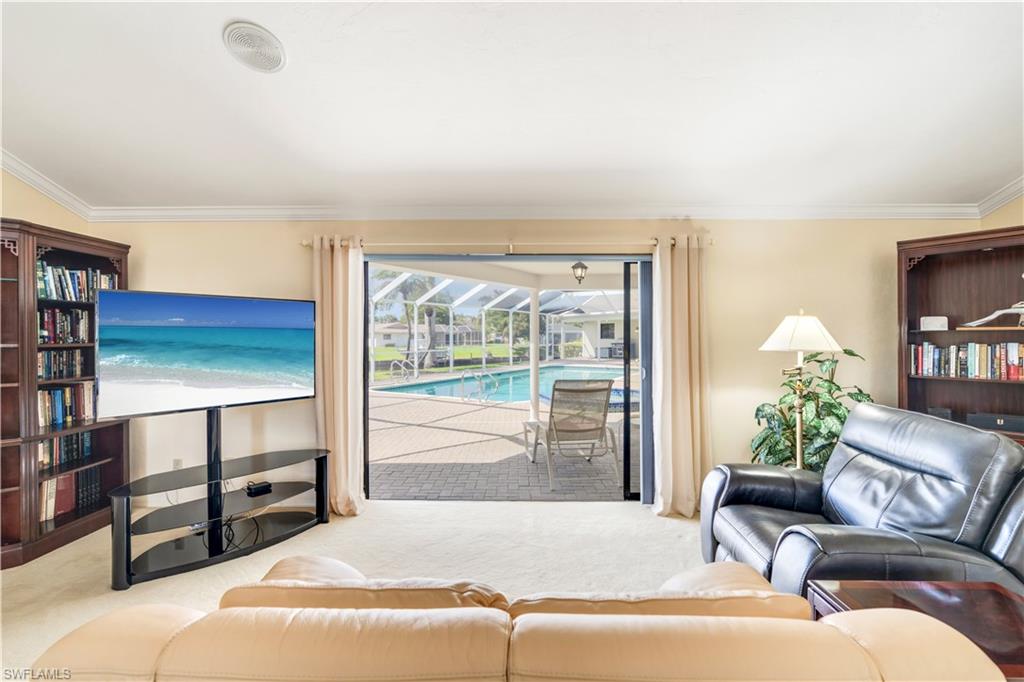 WHISKEY CREEK - Residential