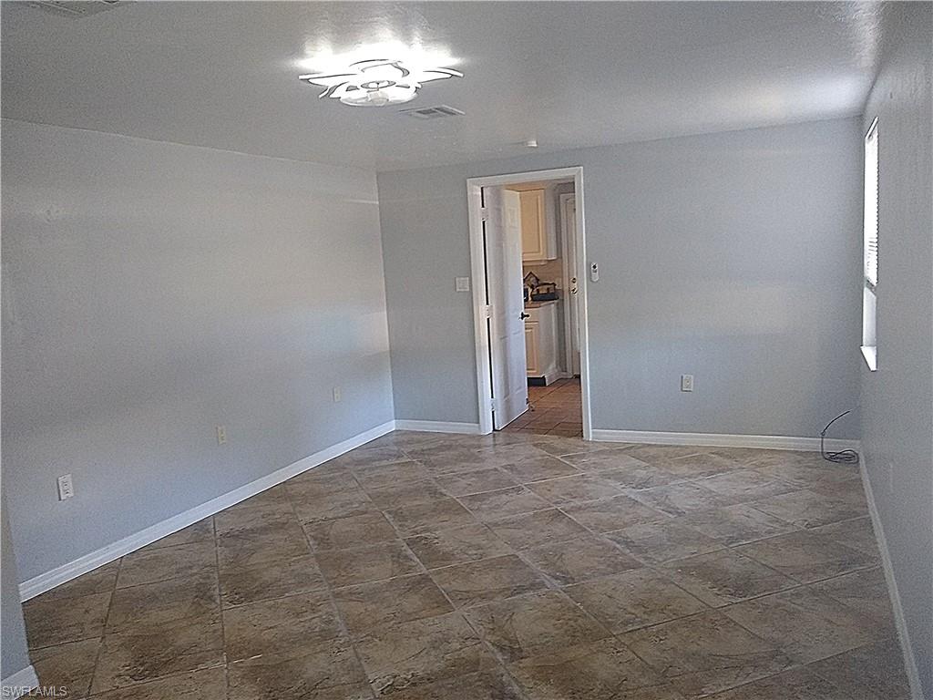 FORT MYERS SHORES - Residential