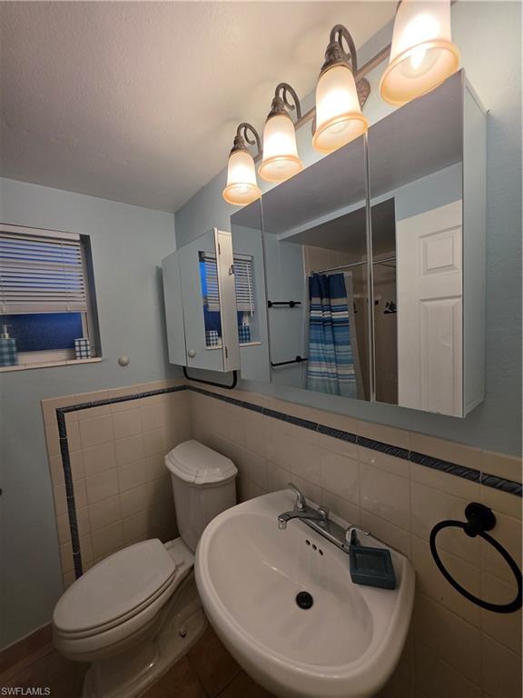 FORT MYERS SHORES - Residential