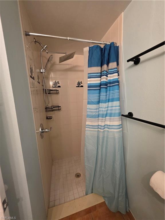 FORT MYERS SHORES - Residential