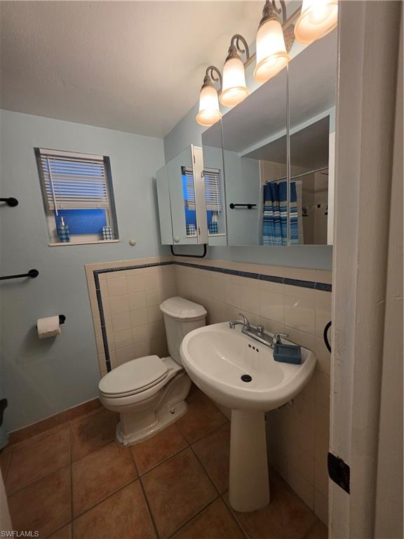 FORT MYERS SHORES - Residential