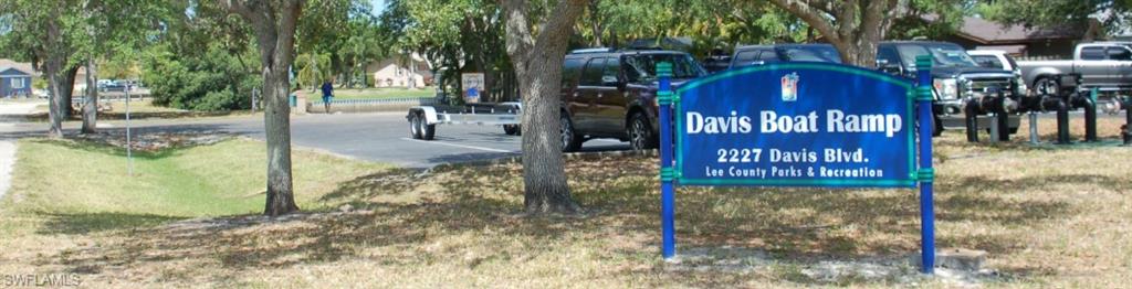 FORT MYERS SHORES - Residential