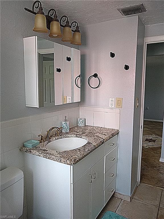 FORT MYERS SHORES - Residential