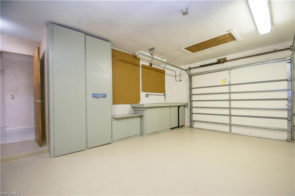 FORT MYERS SHORES - Residential