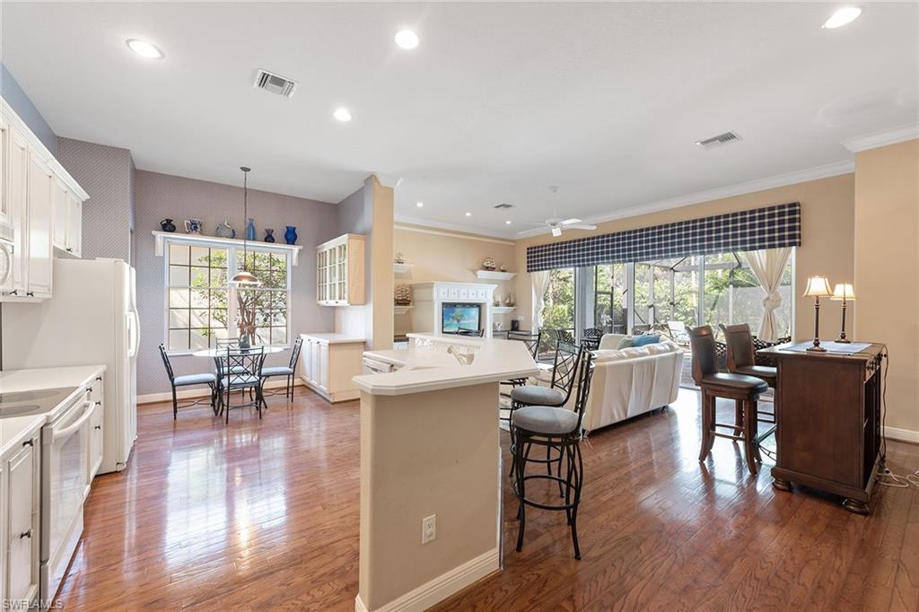 MALLARDS LANDING - Residential