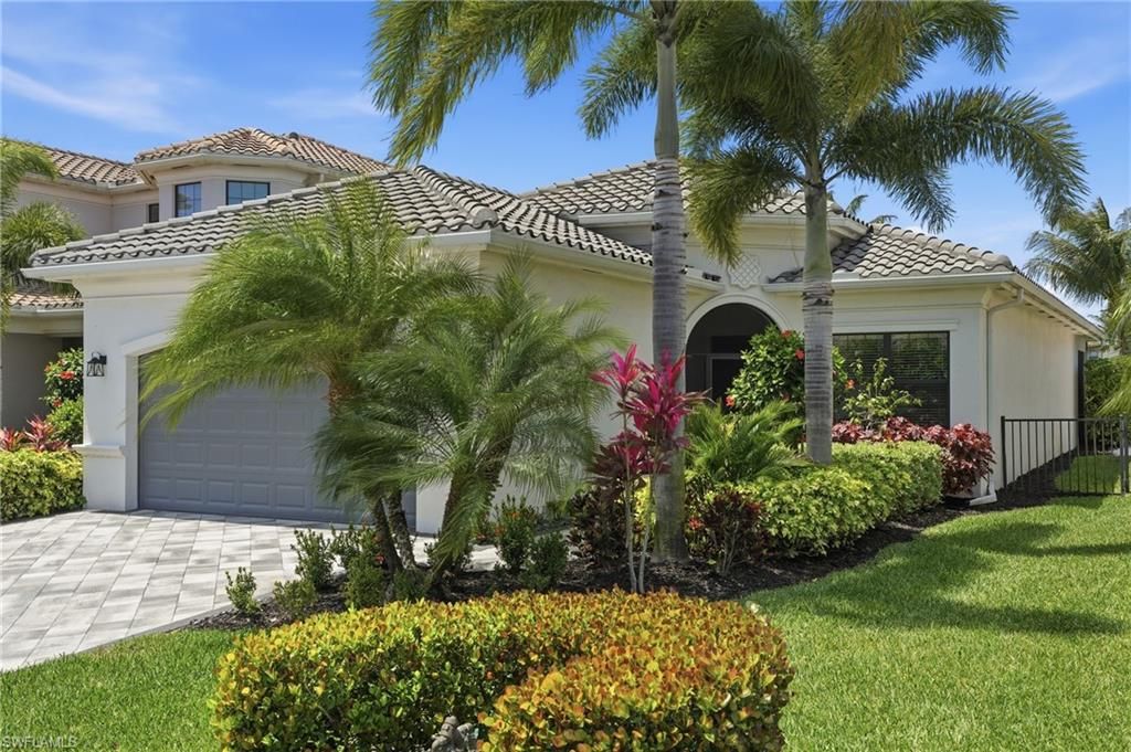 Photo of 4475 Crimson AVE, NAPLES, FL 34119 (MLS # 226015551)