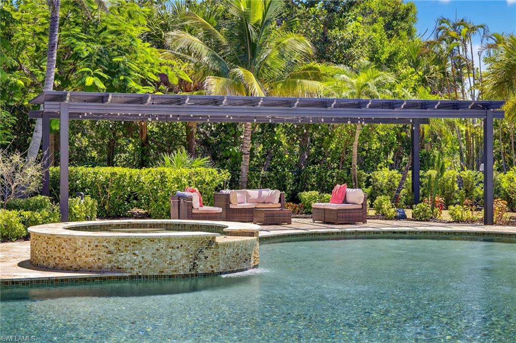 SOUTH CAPERS - Residential