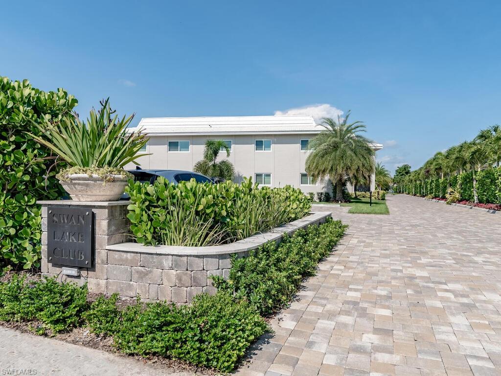 SWAN LAKE CLUB - Residential Lease