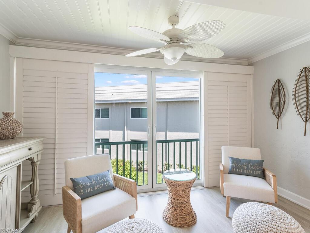 SWAN LAKE CLUB - Residential Lease