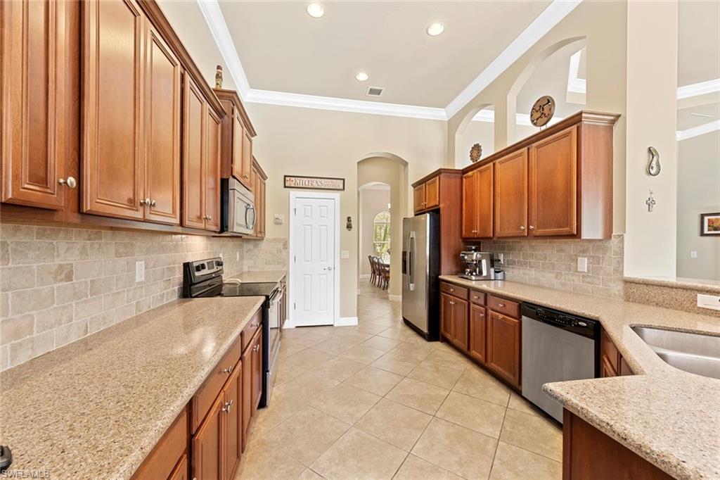 EMORY OAKS - Residential