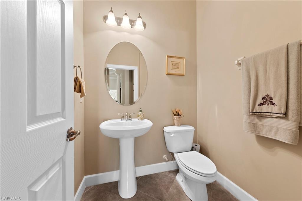 EMORY OAKS - Residential