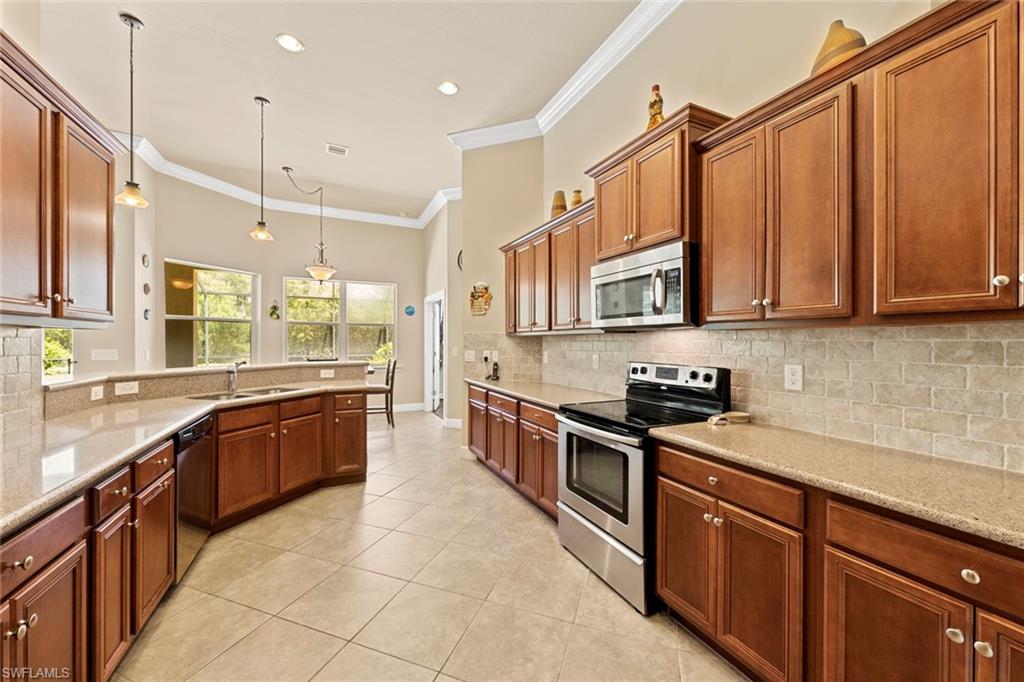 EMORY OAKS - Residential