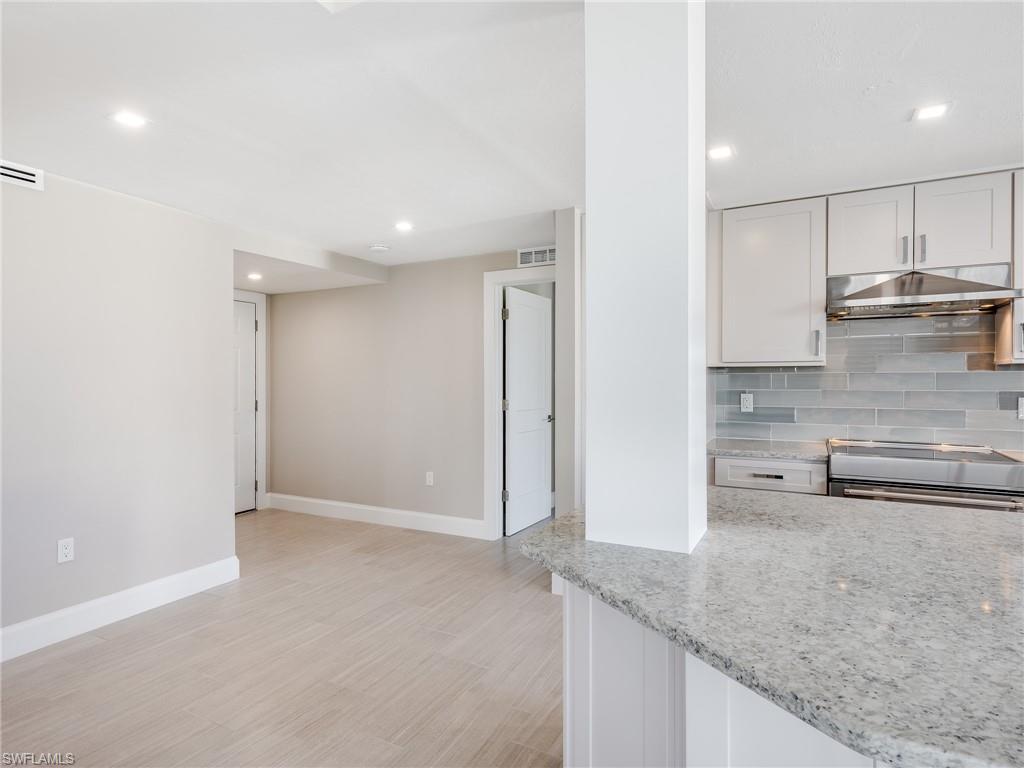 VANDERBILT BAY - Residential