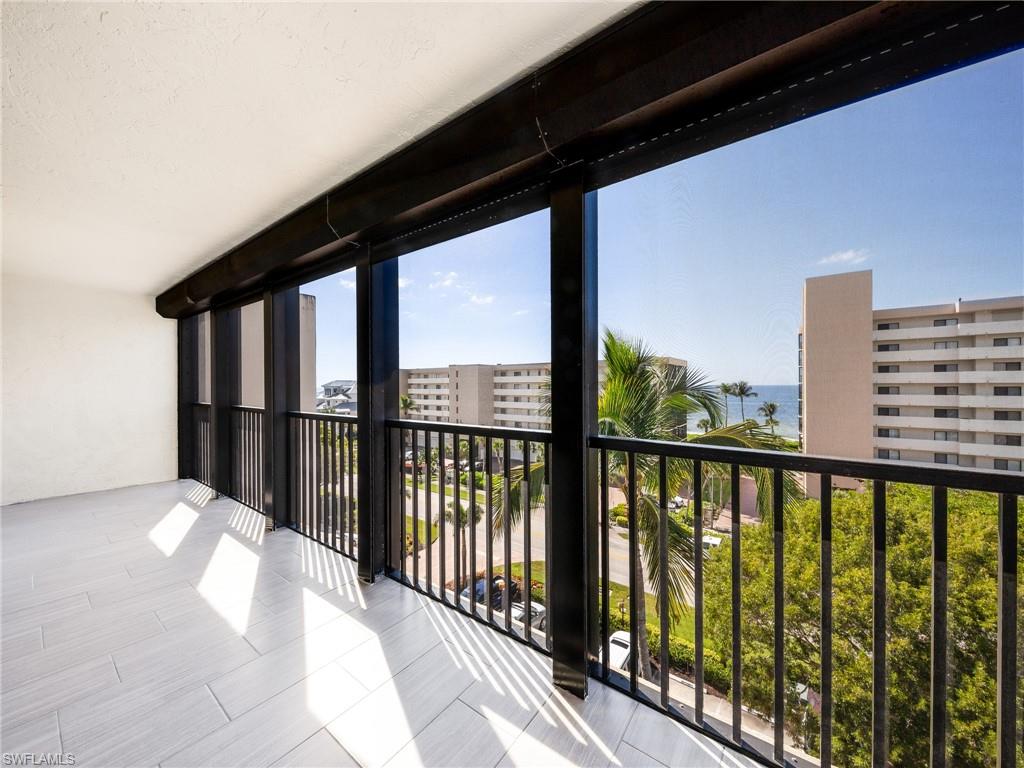 VANDERBILT BAY - Residential