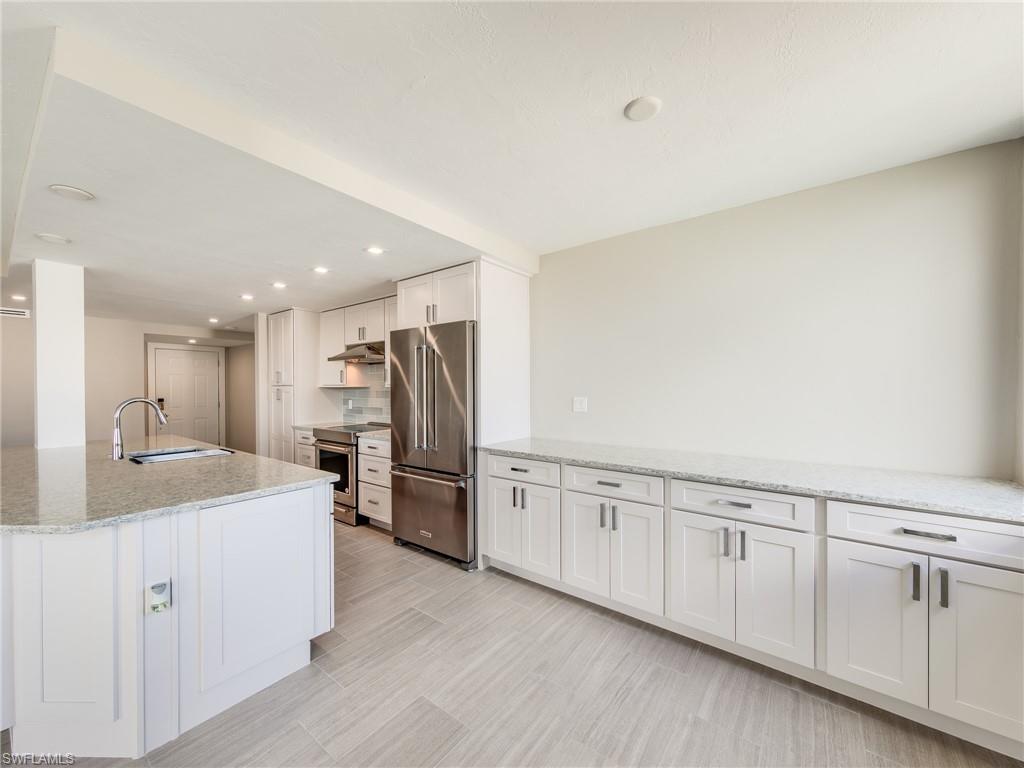 VANDERBILT BAY - Residential