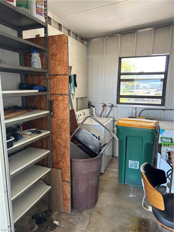 RIVERWOOD - Residential