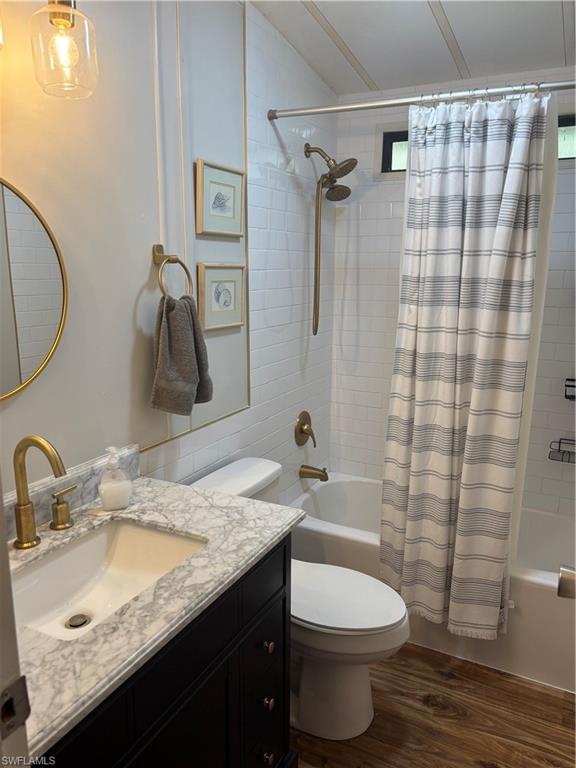 RIVERWOOD - Residential