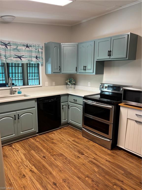 RIVERWOOD - Residential