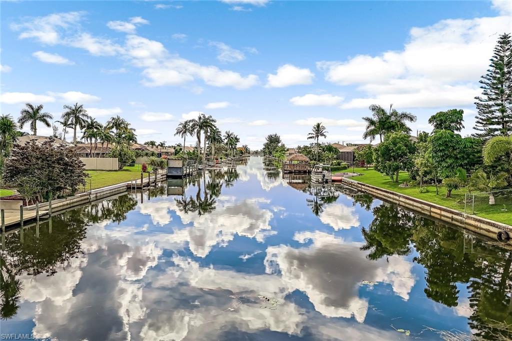 CAPE CORAL - Land