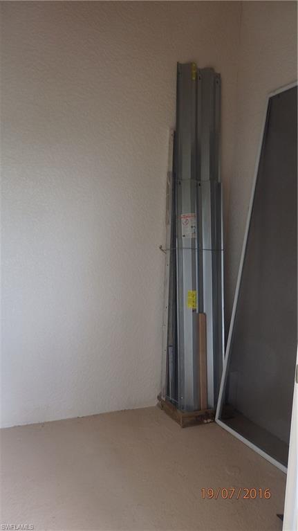 ISLES OF PORTO VISTA - Residential