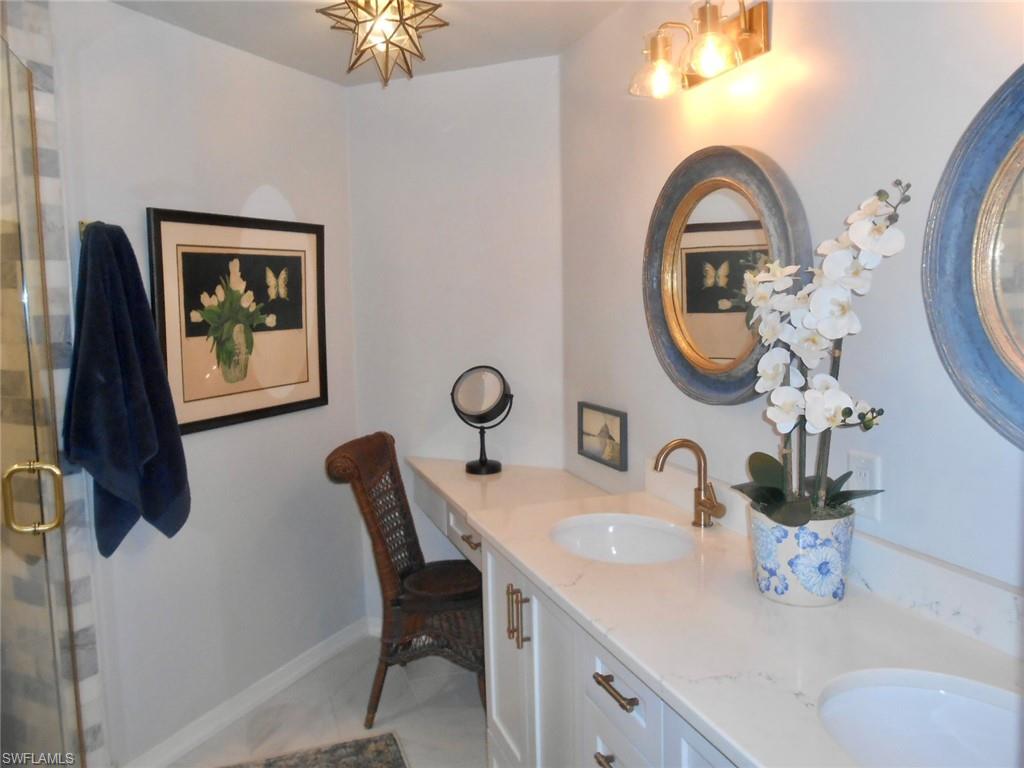 SAGO POINTE - Residential