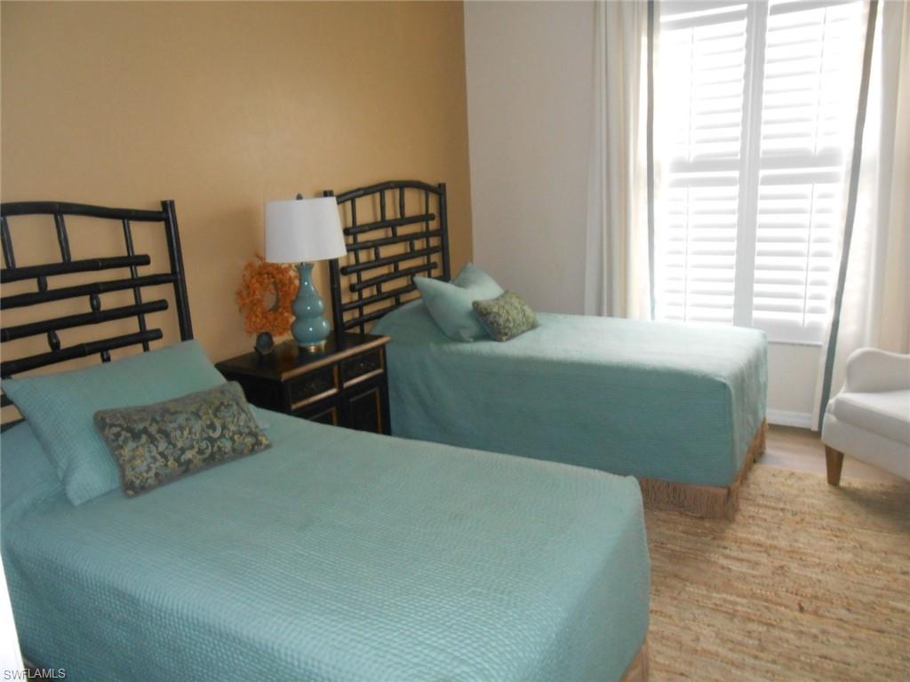 SAGO POINTE - Residential