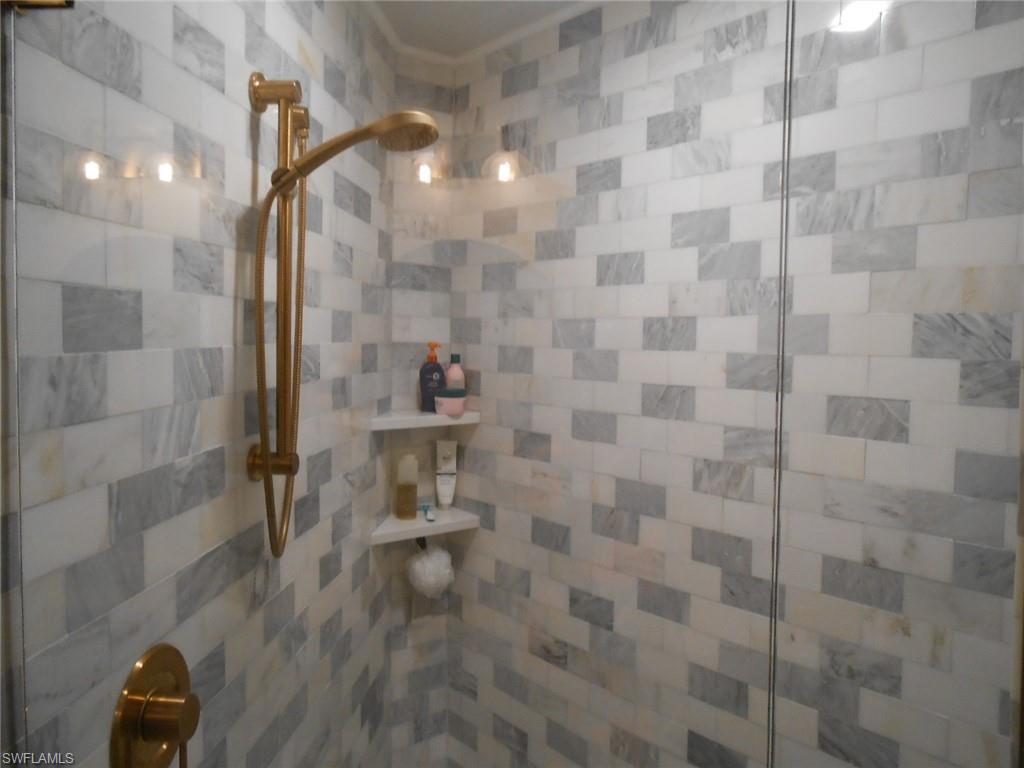 SAGO POINTE - Residential