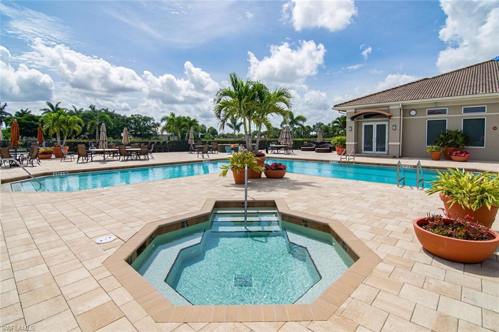 SAGO POINTE - Residential