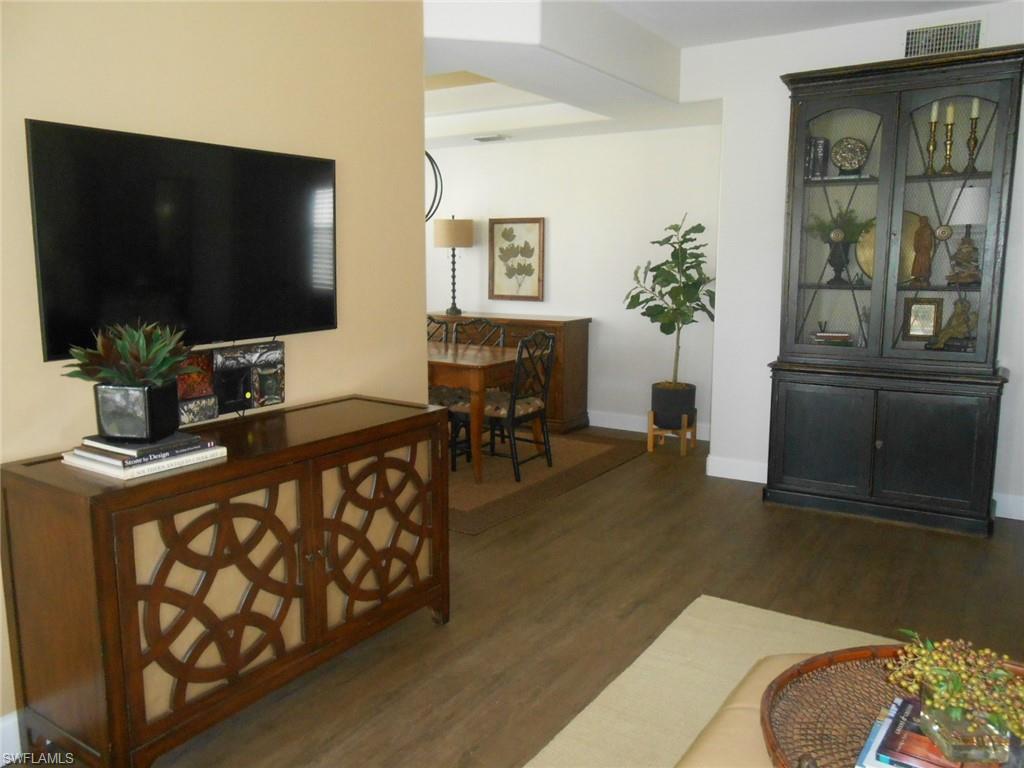 SAGO POINTE - Residential