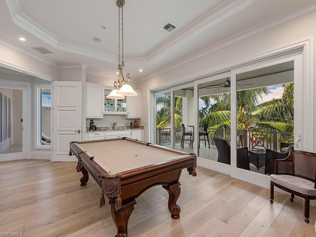 ROYAL HARBOR - Residential